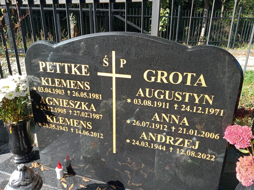 Agnieszka Pettke 1905 Gdynia Orłowo - Grobonet - Wyszukiwarka osób pochowanych