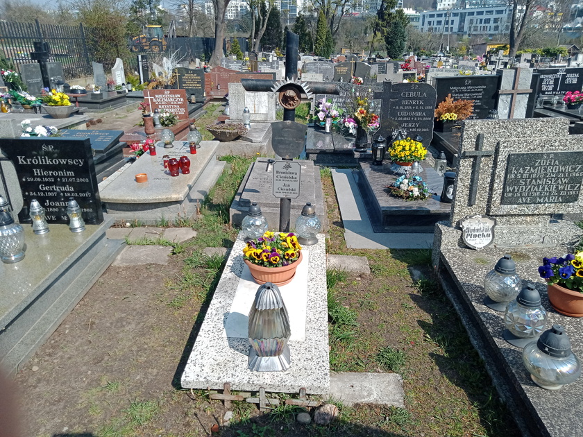 Bronisława Ciesielska  1913 Gdynia Orłowo - Grobonet - Wyszukiwarka osób pochowanych