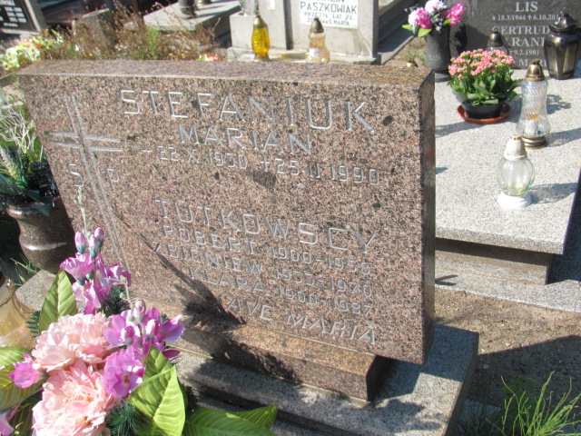 Robert Tutkowski 1900 Gdynia Orłowo - Grobonet - Wyszukiwarka osób pochowanych